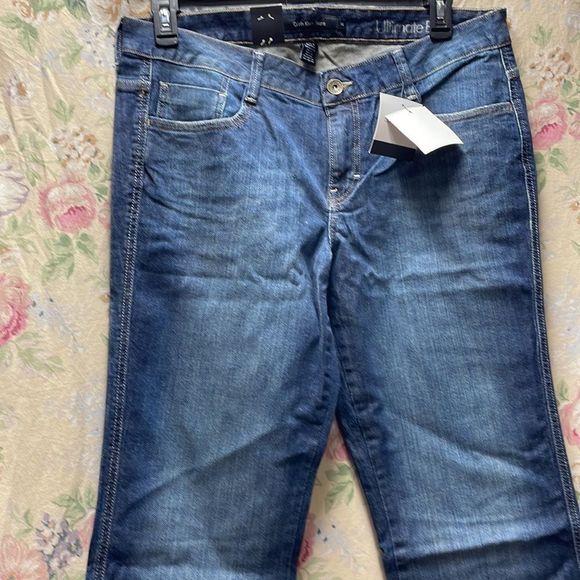 Calvin Klein ultimate boot, cut slim, fit jeans - Picture 3 of 9